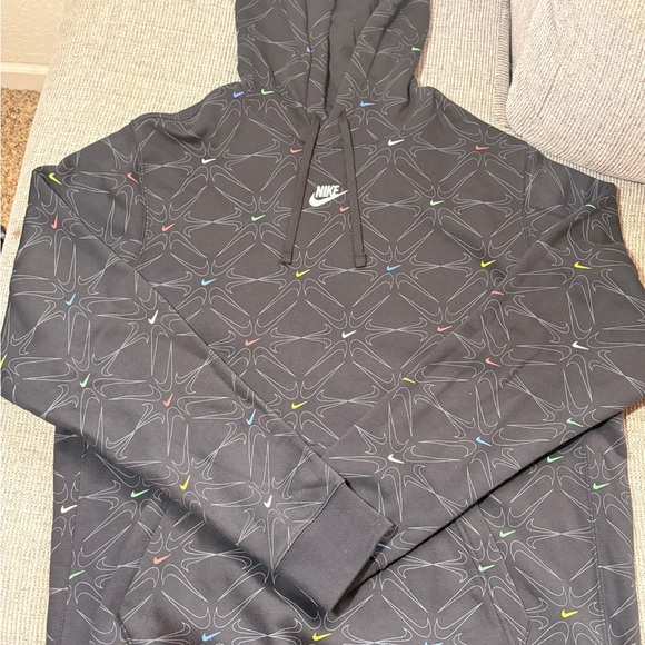 Nike Men’s Black Hoodie - Picture 1 of 3